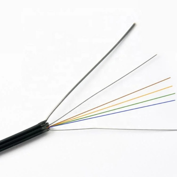 FTTH-Kabel für den Innen- und Außenbereich Selbsttragendes Flat Drop-Kabel GJYXCH 4 Kerne