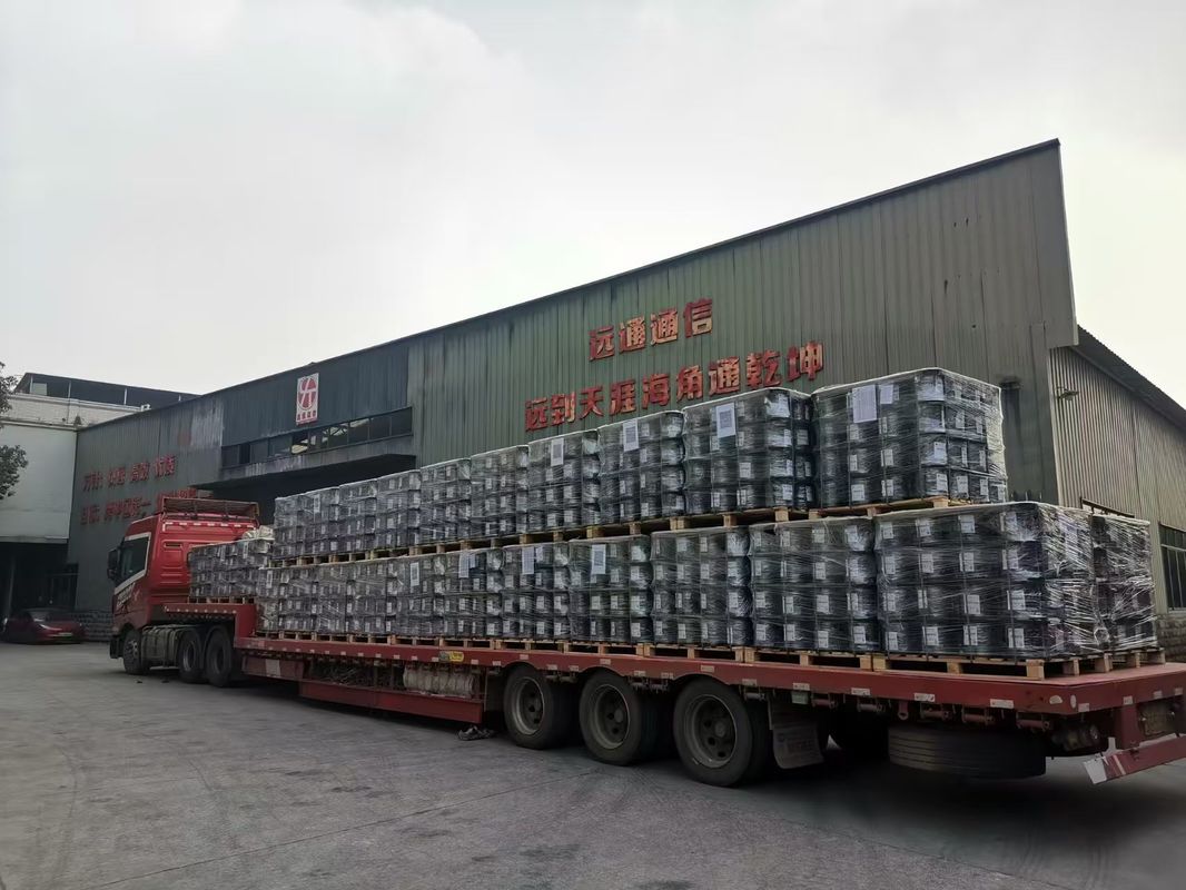 Schmetterlingsförmige Einführung des Glasfaserkabels GJYXFCH-1B6a2